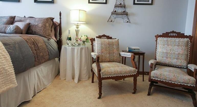 Rose Court Bed & Breakfast - Photo2