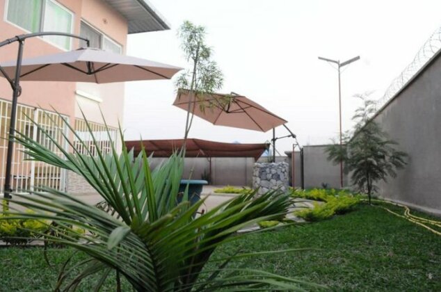 Colibri Inn Hotel - Photo2