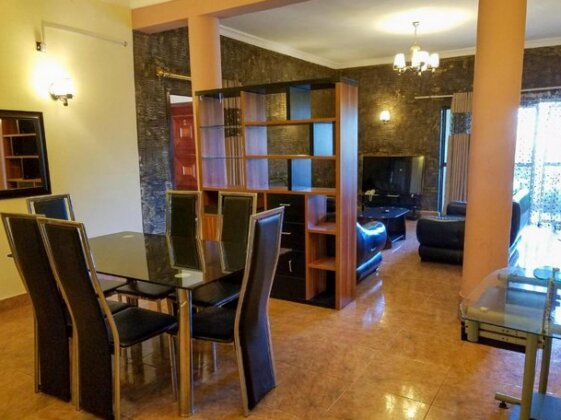 Chrisnet Apartments - Photo4
