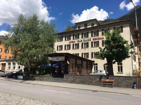 Hotel Des Alpes Airolo