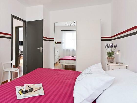 Interhome - Junior Suite - Photo2