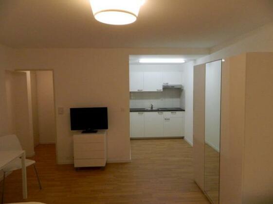 Rent A Home Delsbergerallee - Photo3