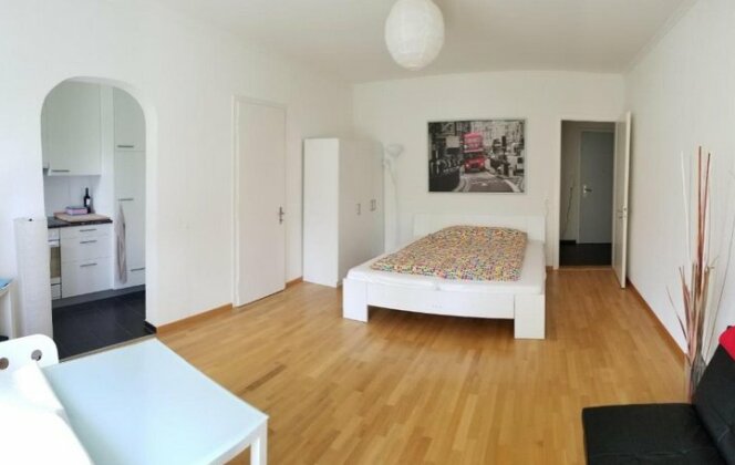 HSH - Serviced Junior Suite - with balcony - Monbijou - Bern City by HSH Hotel Serviced Home