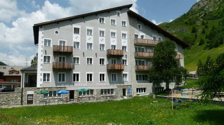 Hotel Grischuna Bivio