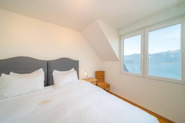 Modern 4BD Duplex in Chardonne with Lake view - Photo4