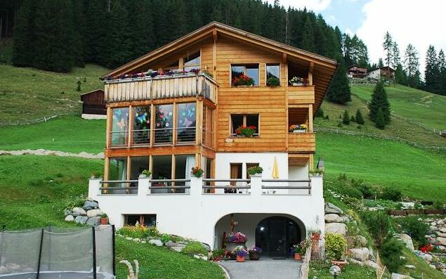 Chalet Sunnaschyn