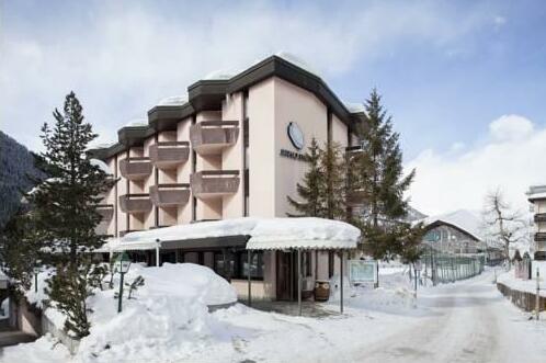 Hotel Crystal Davos - Photo4