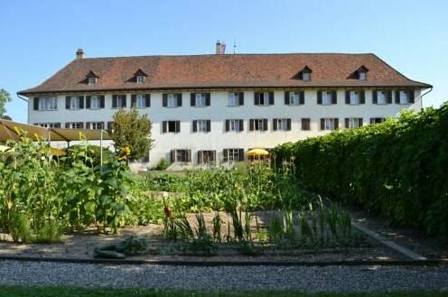 Kloster Dornach