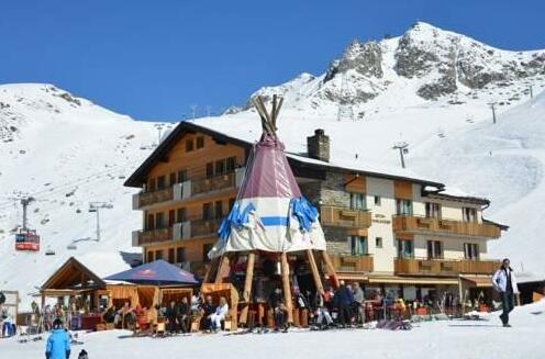 Hotel Alpina Fiesch - Photo2