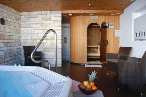 Hotel Alpina Fiesch - Photo3