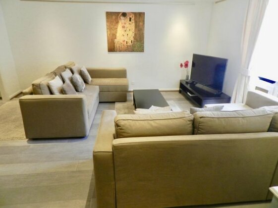 Larem Suites Old Town - Photo4