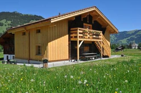 Alpenchalet Weidhaus Ferienwohnung & Zimmer - Photo2