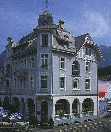 Hotel Lotschberg - Photo2