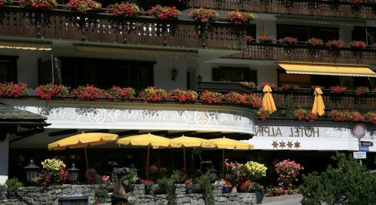 Hotel Alpina Klosters - Photo2