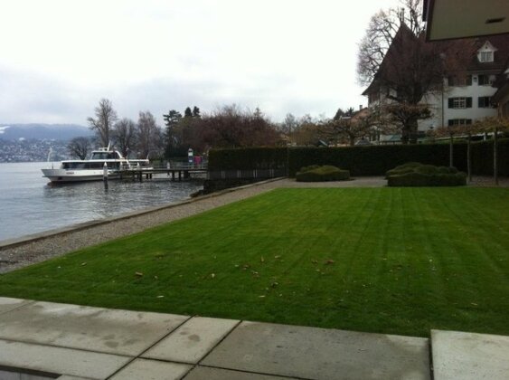 Einzigartige Luxusvilla Am Zurichsee