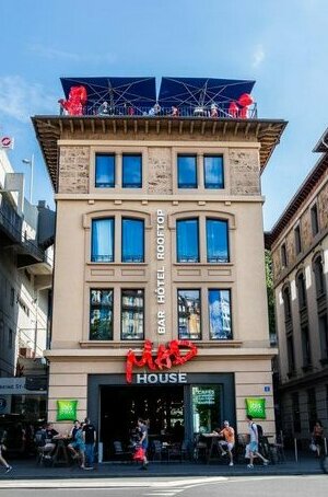 Ibis Styles Lausanne Center Madhouse