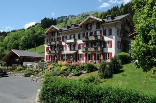 Swiss Historic Hotel du Pillon Grand Chalet des Bovets