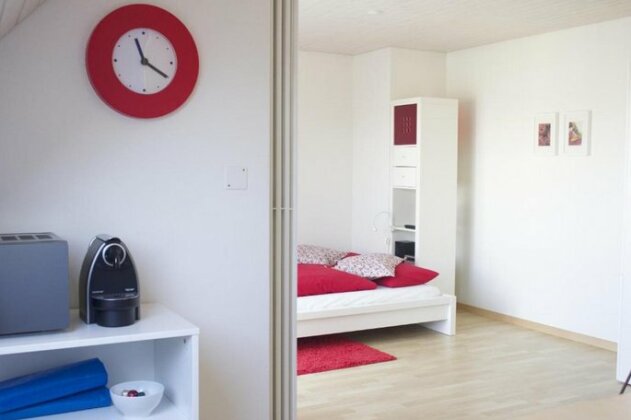 HITrental Central Apartments - Photo2