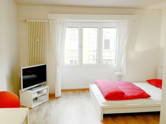 HITrental Central Apartments - Photo4