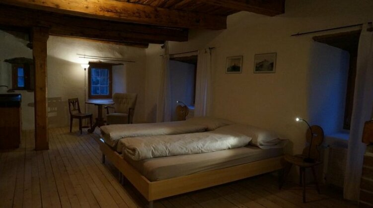 Hotel Alpina Lumbrein - Photo4