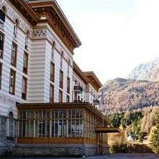 Budget Longhin at Maloja Palace