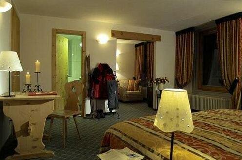 Hotel Bernina - Photo4
