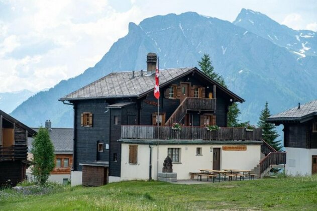 Gruppenhaus im Walliser Alpstyle - Photo3