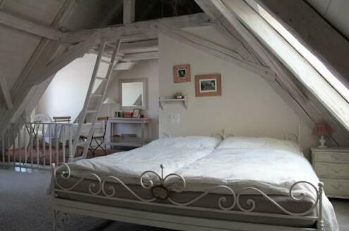 Bed and Breakfast Gantrisch Cottage Ferienzimmer - Photo2