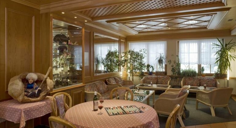 Sport-Hotel Saas-Fee - Photo2