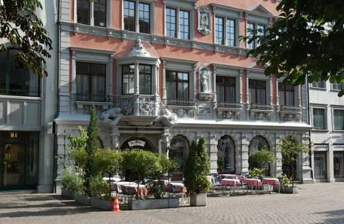 Hotel Restaurant Bar Zum Sittich - Photo2