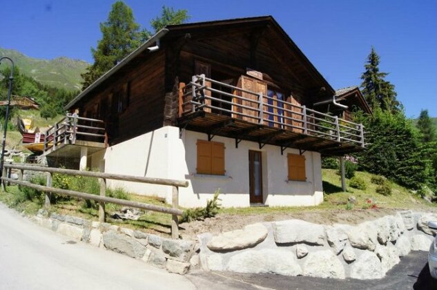 3 Bedrooms Chalet Le Darbay