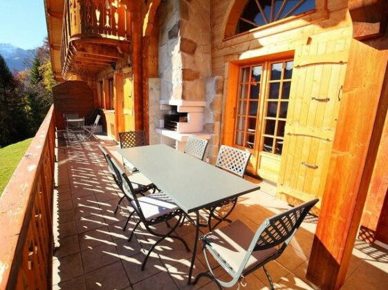 Chalet La Peluche - Four Bedroom - Photo4