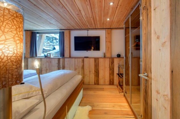 Backstage Hotel Chalet Rooms - Photo4