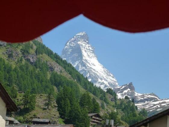 Holiday Home Matterhorn Viktoria - Photo5