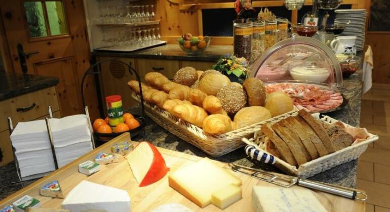 Hotel Capricorn - Photo3