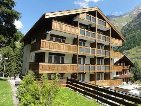 Hotel Holiday Zermatt - Photo2
