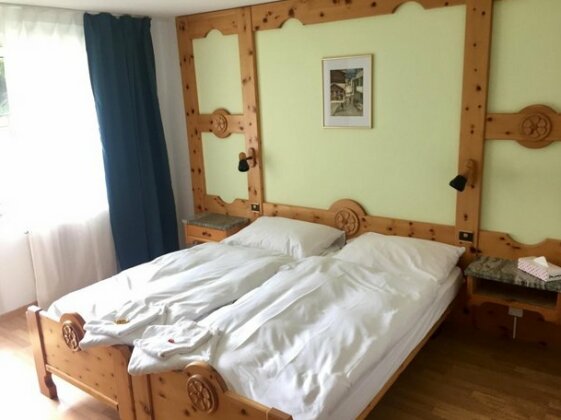 Pop-up Bed & Breakfast Zermatt - Photo2
