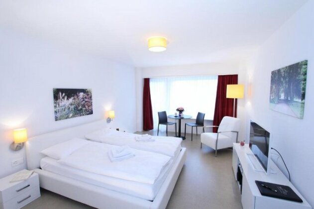 City Stay Furnished Apartments - Forchstrasse - Photo2