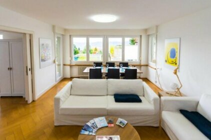 Sunny and quiet apartment 20 min from Zurich Main Station