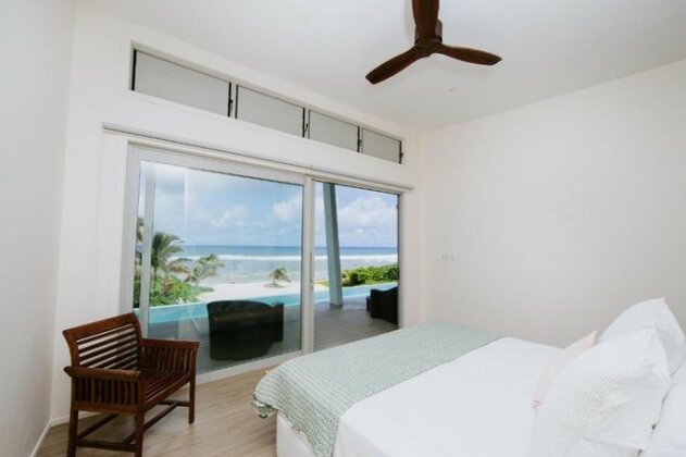 Coast Cook Islands - Photo4