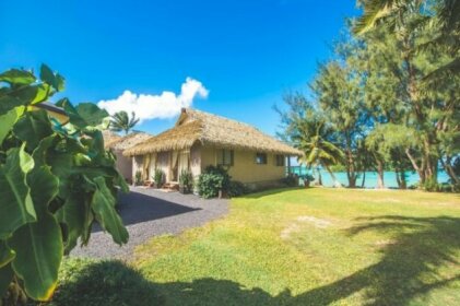 Muri Lagoon Beachfront Villa