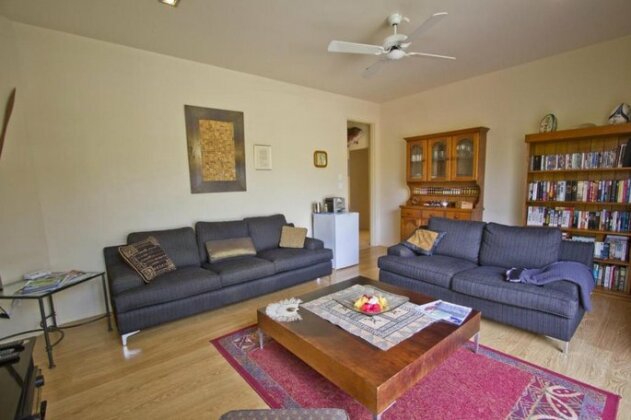 GT - Rarotonga Fishing Lodge - Photo5