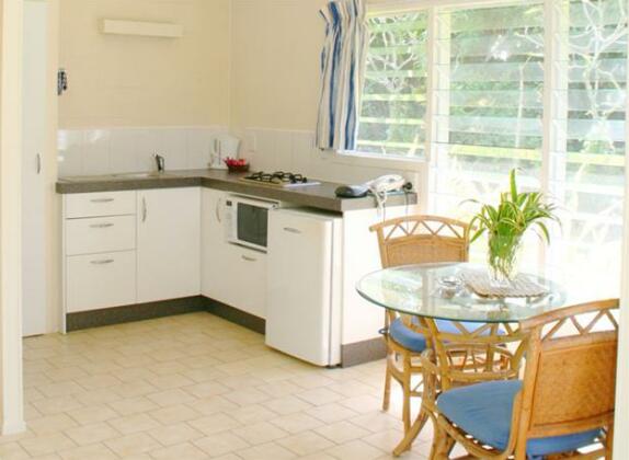 Lagoon Breeze Villas - Photo4