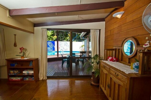 Nikao Beach Bungalows - Photo3