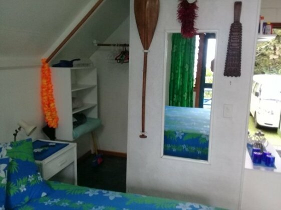 Twin Waters Beach Baches - Photo5