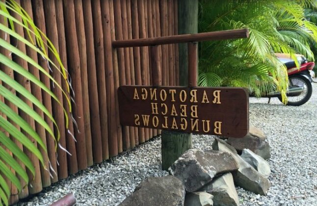 Rarotonga Beach Bungalows - Photo3