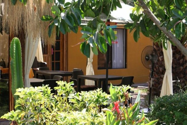 Tikay Suite Hotel - Photo2