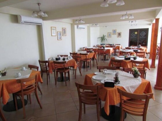 Hotel Barros Arana - Photo2