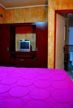 Hostal Avenue - Photo3