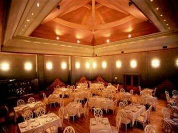 Del Lago Resort - Photo2
